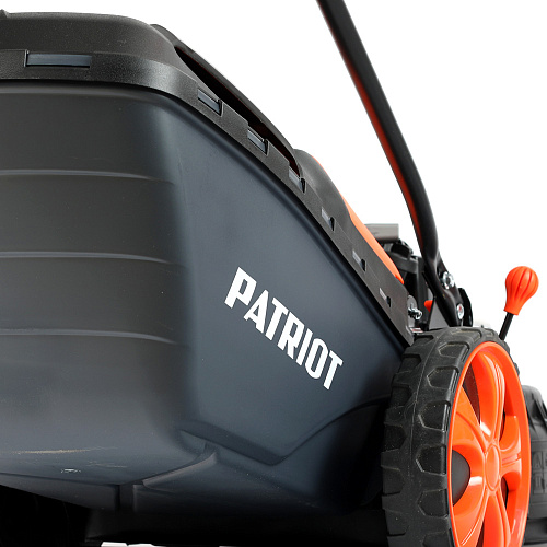 Газонокосилка бензиновая Patriot PT47BS 512109016