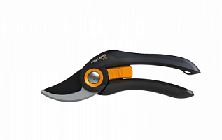 Секатор плоскостной Fiskars Solid 111180/1020191